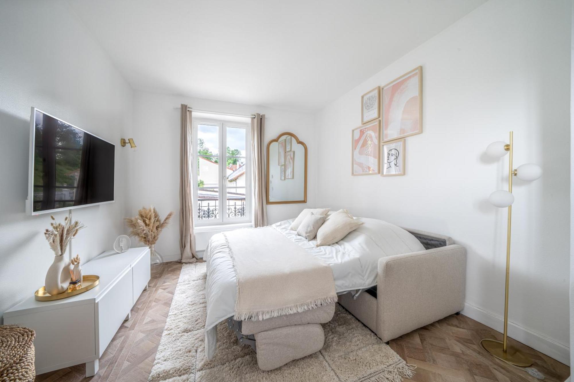 La Versaillaise Bucolique - Stationnement Privatif - Proche Gare Chantiers Appartement